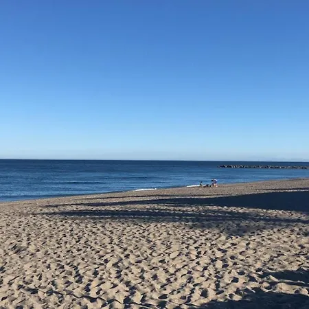 Ribera Delfin Marina De *